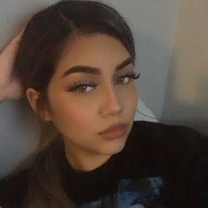 Meet your Posher, Jazmin